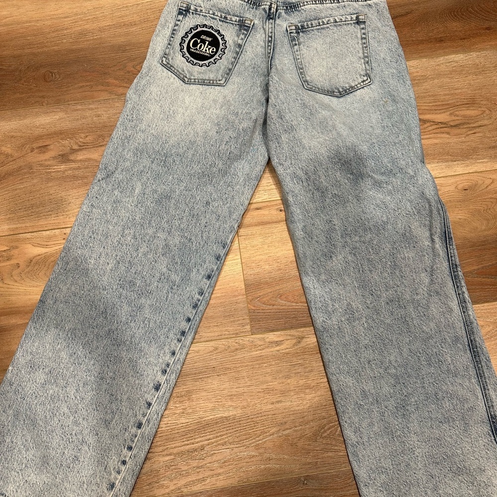 PacSun Light Wash Boyfriend Jeans - Picture 2 of 3